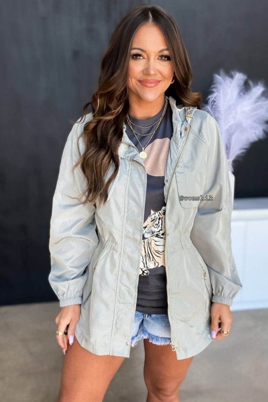 Picsart_22-10-31_12-34-35-808